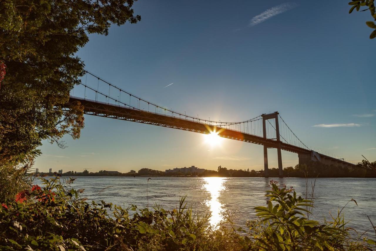 Aux Portes De Bordeaux Le Golden Gate Mindurguest Лормон Экстерьер фото